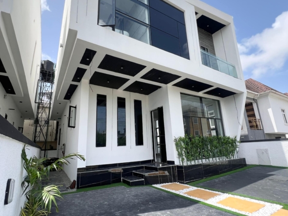 Stylish four bedroom fully detached duplex(ajah4bdd11)