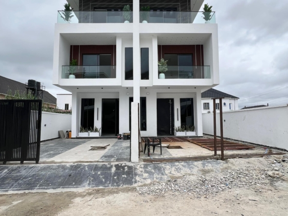 High-end four bedroom semi detached duplex(ajah4bsd02)