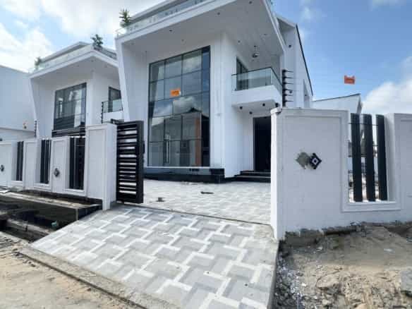 Stylish five bedroom fully detached duplex(ajah5bdd20)