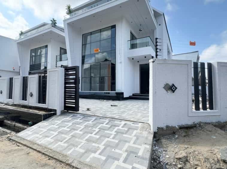Stylish five bedroom fully detached duplex(ajah5bdd20)