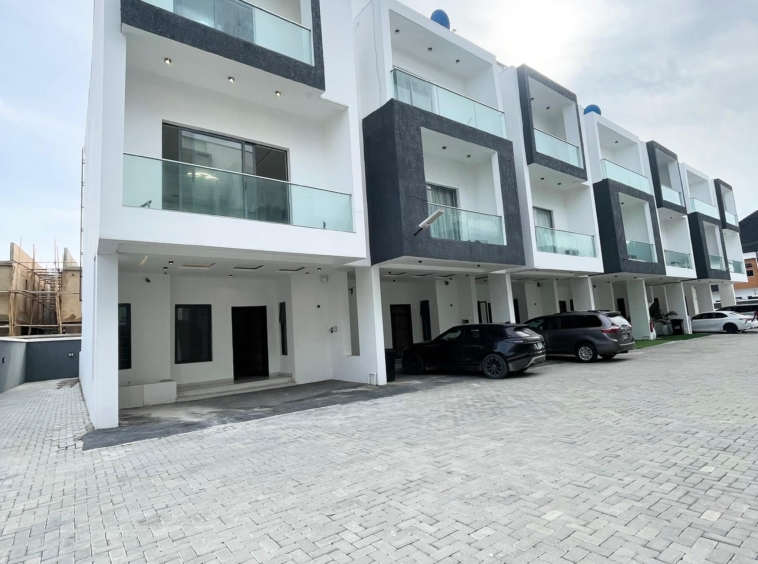 Contemporary four bedroom terrace duplex(orchid4btd02)