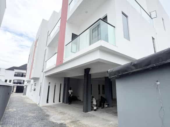 Newly built two bedroom apartment (lekki12b15)