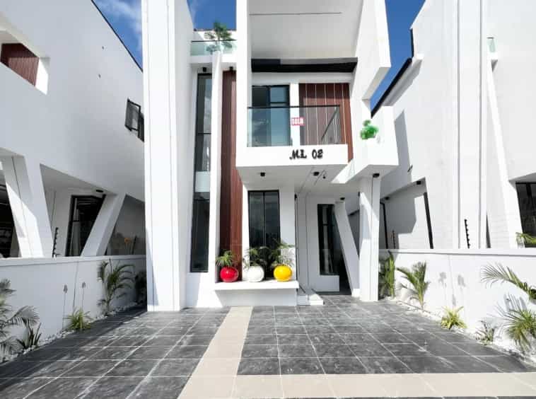 Charming five bedroom fully detached duplex(ikota5bdd01)