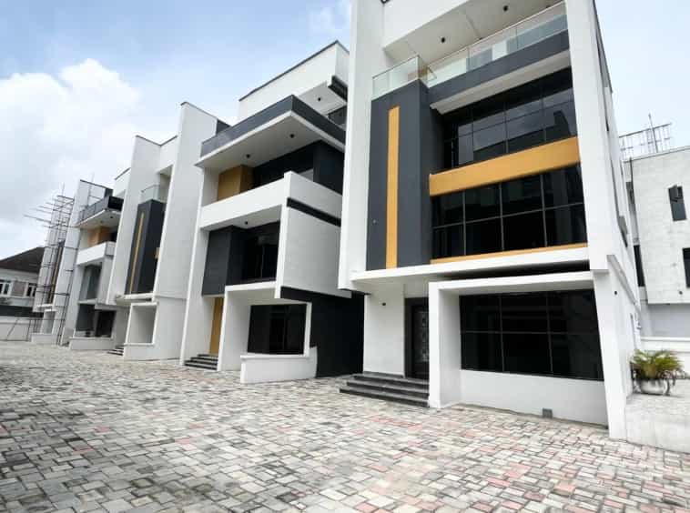 Charming five bedroom fully detached duplex(chevron5bdd13)