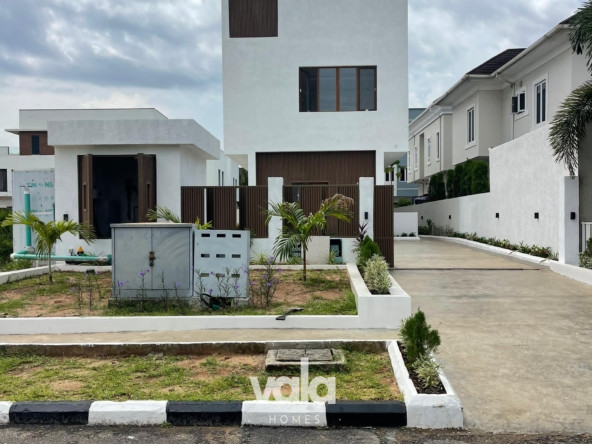 High-end four bedroom fully detached duplex (osapa4bdd01)