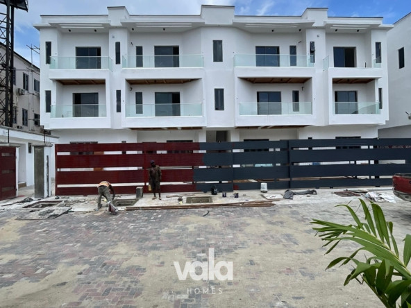 Modern two bedroom apartment (agungi2b01)