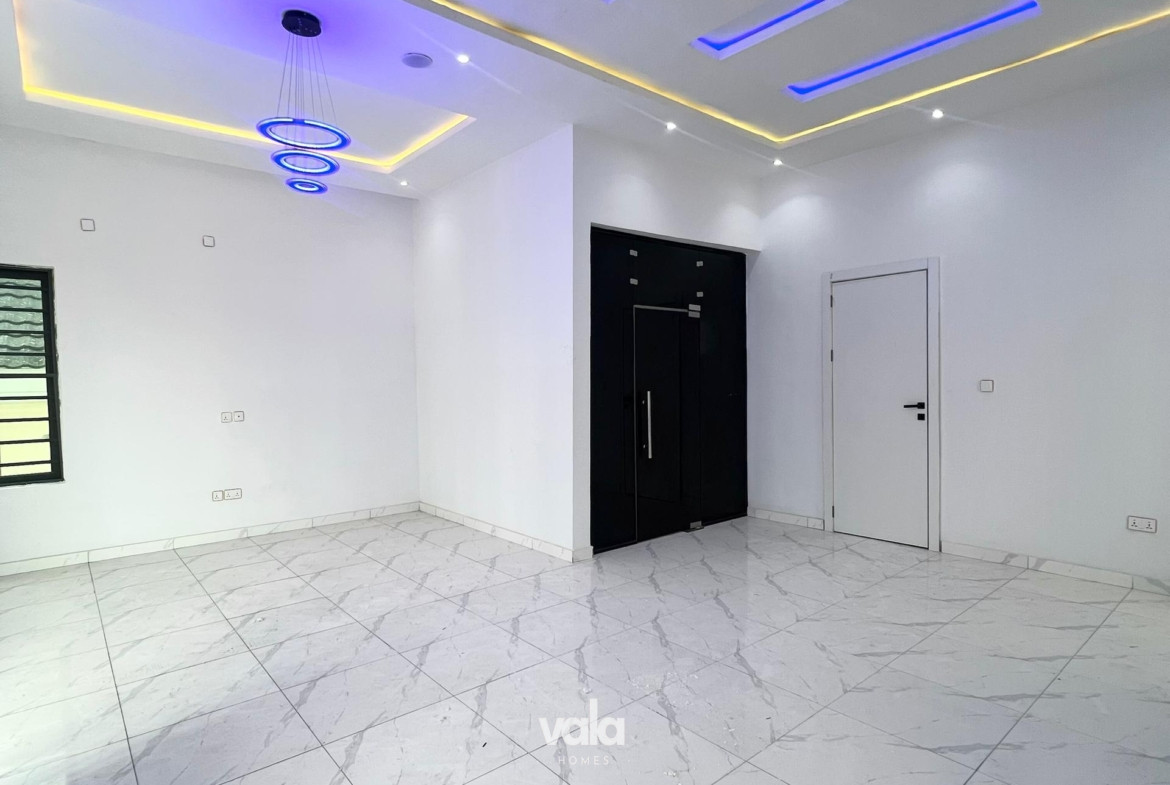 Contemporary five bedroom fully detached duplex (IKOTA5BDD02)