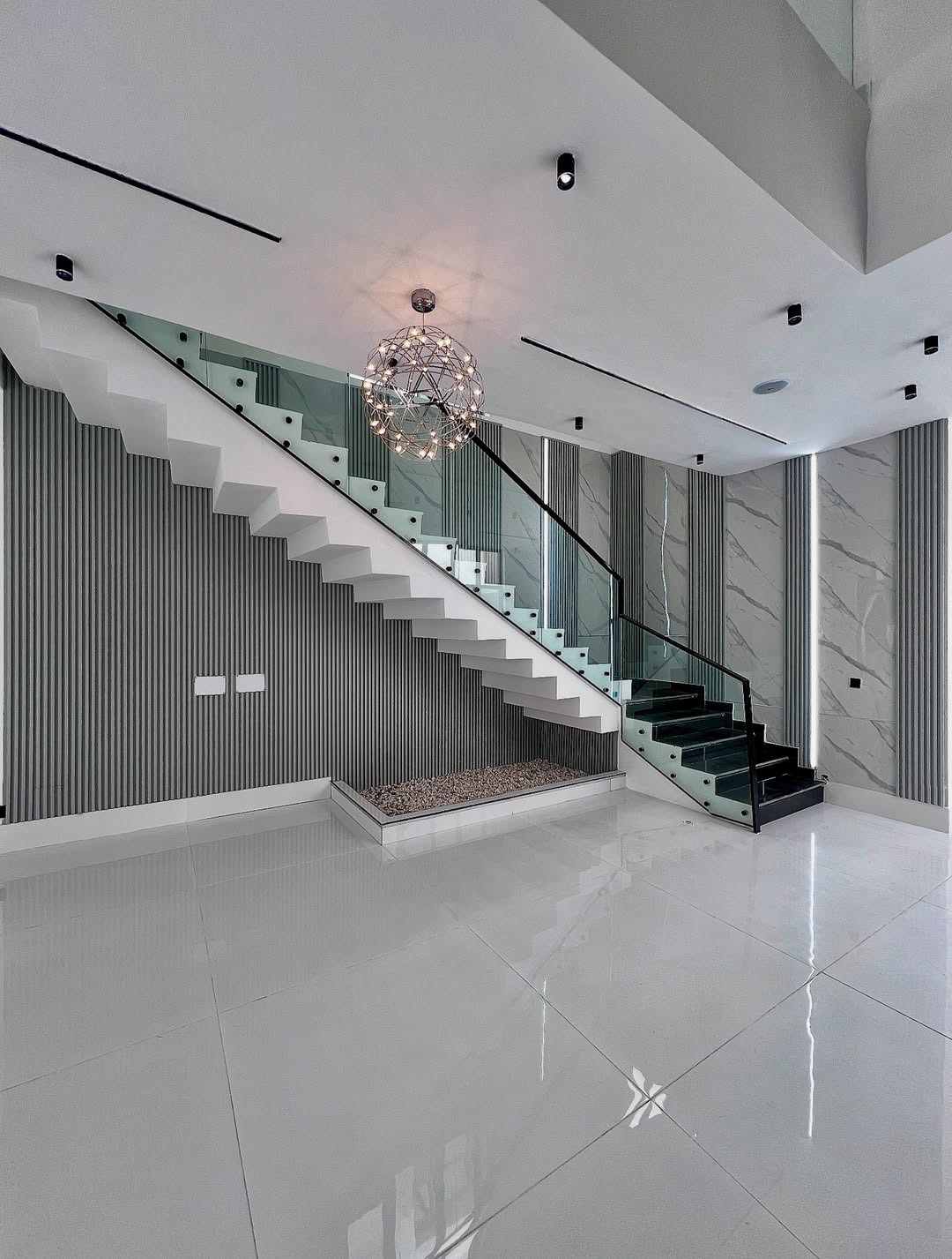 Contemporary five bedroom fully detached duplex (LEKKI5BDD08)
