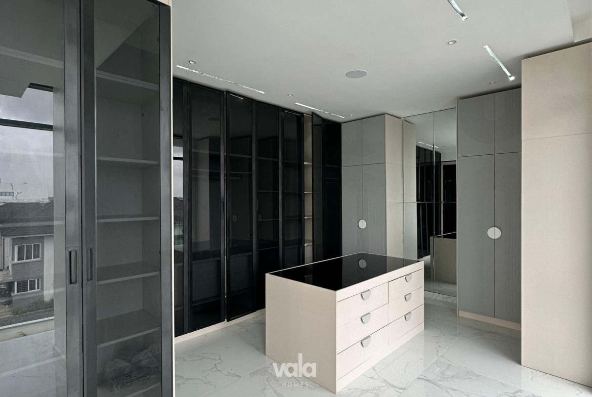 Contemporary five bedroom fully detached duplex(OSAPA5BDD10)