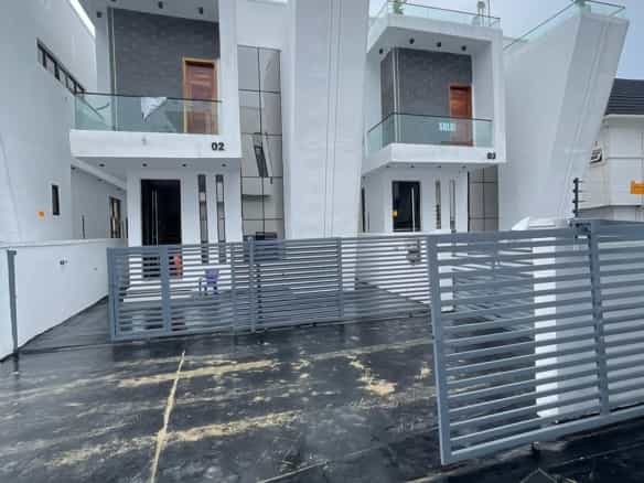 Neat four bedroom fully detached duplex(ikota4bdd03)