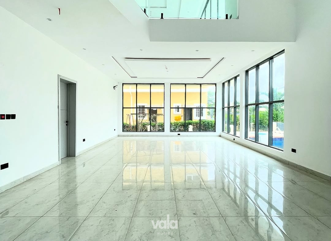 Exquisite four bedroom fully detached duplex (CHEVRON4BDD02)