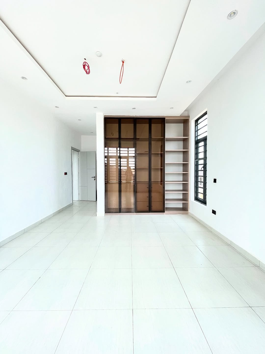 Exquisite four bedroom fully detached duplex (CHEVRON4BDD02)