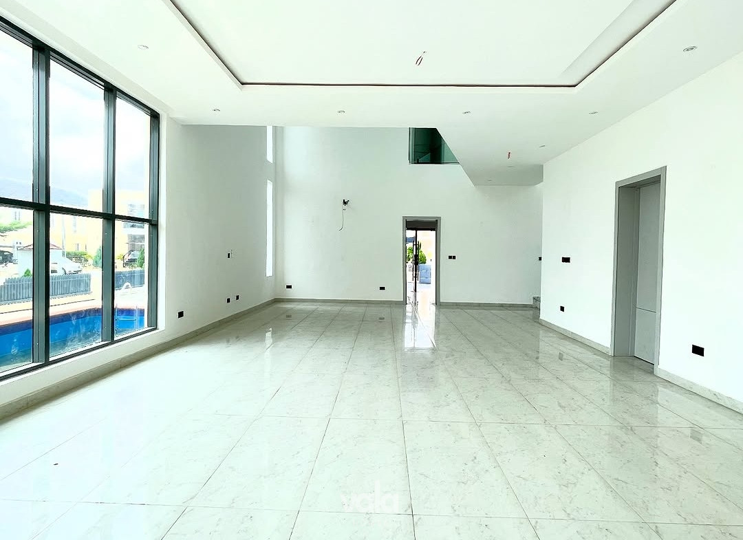 Exquisite four bedroom fully detached duplex (CHEVRON4BDD02)