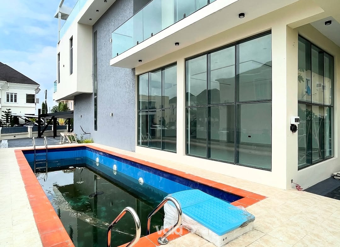 Exquisite four bedroom fully detached duplex (CHEVRON4BDD02)