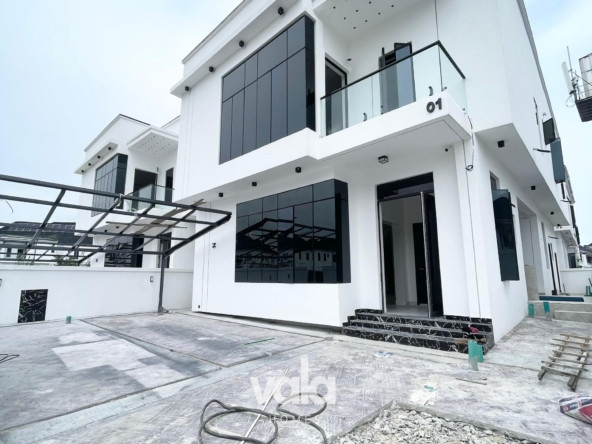 F  (orchid5bd11d)