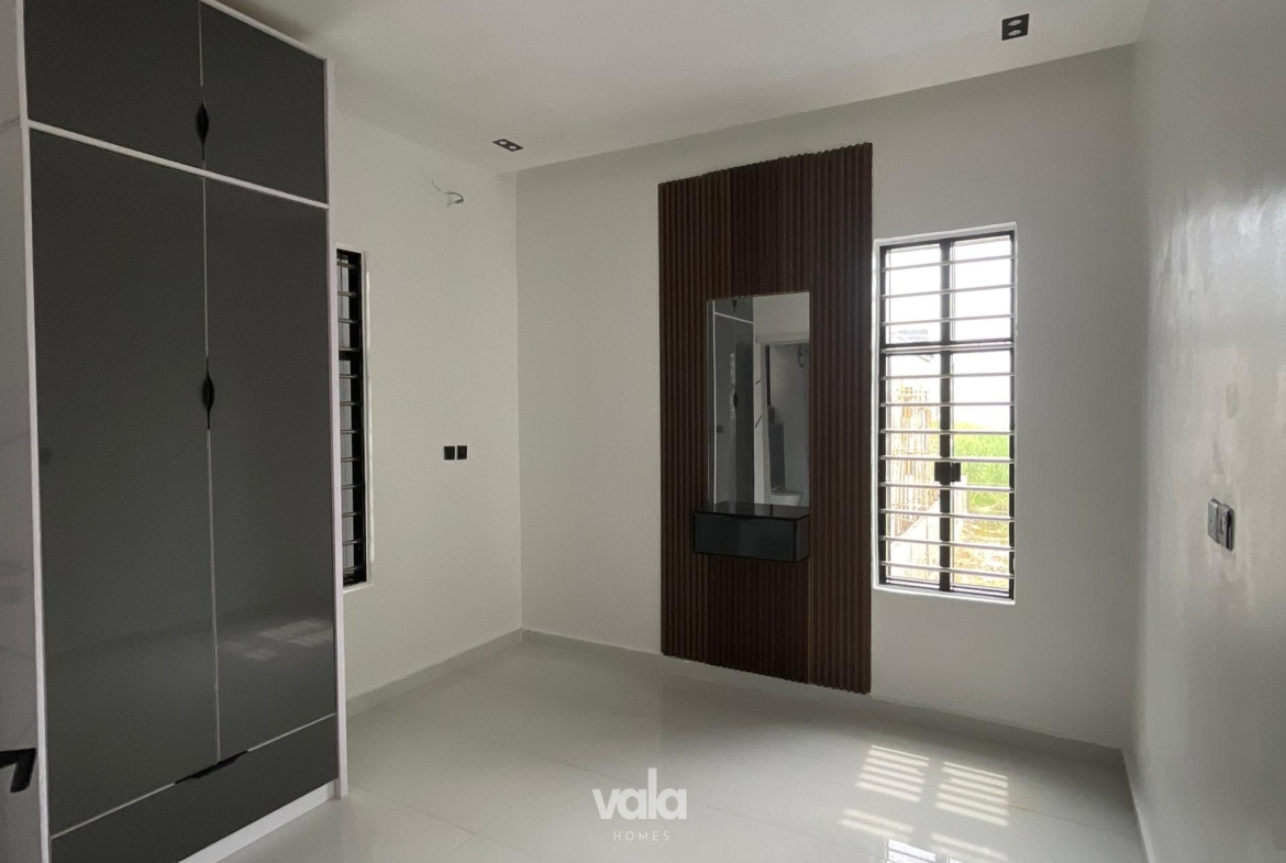 five bedroom fully detached duplex (AJAH5BDD22)