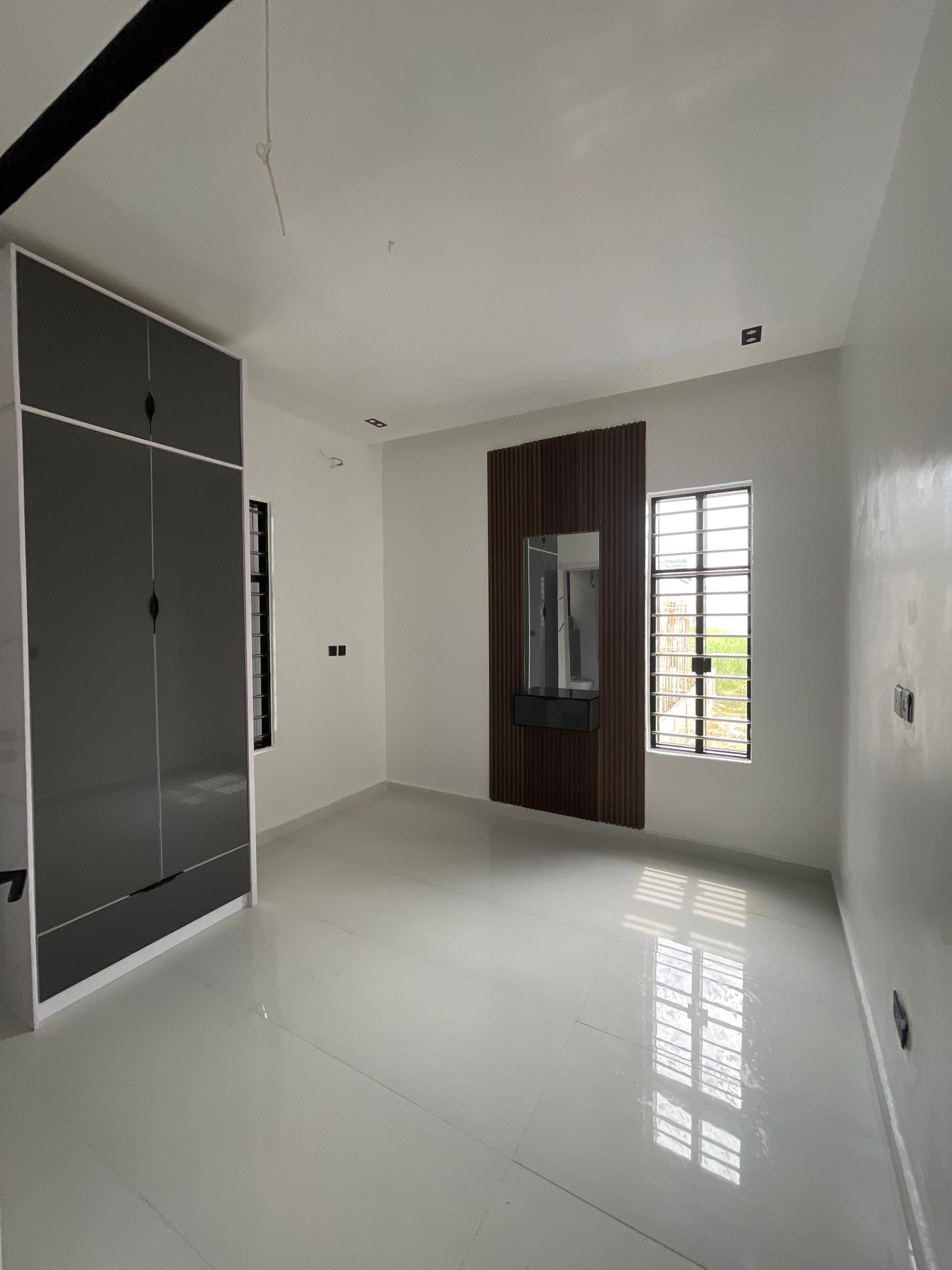 five bedroom fully detached duplex (AJAH5BDD22)