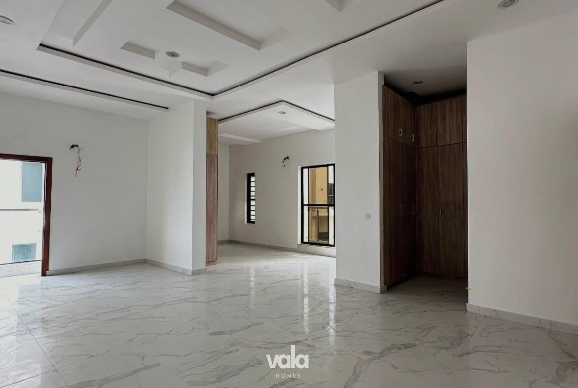 five bedroom fully detached duplex (IKATE5BDD)