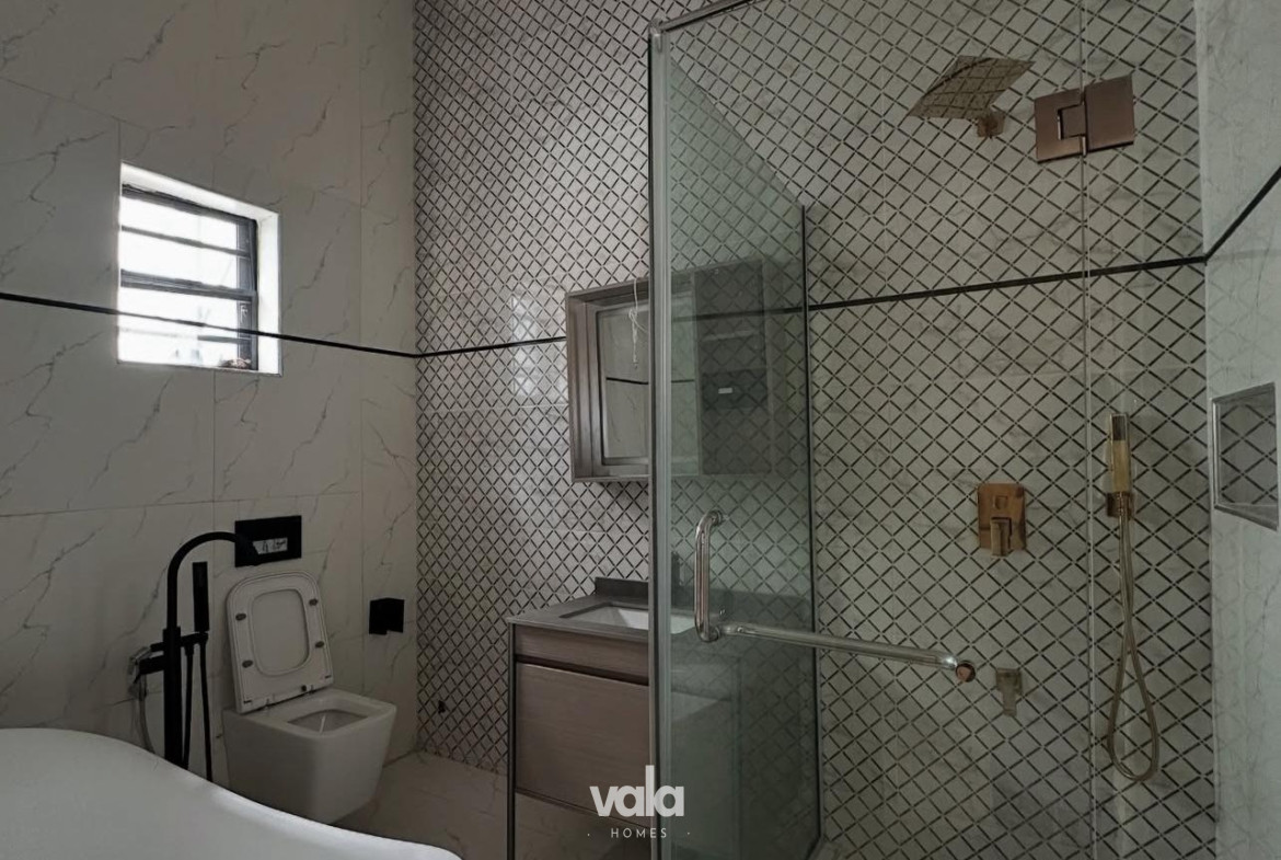 five bedroom fully detached duplex (IKATE5BDD)