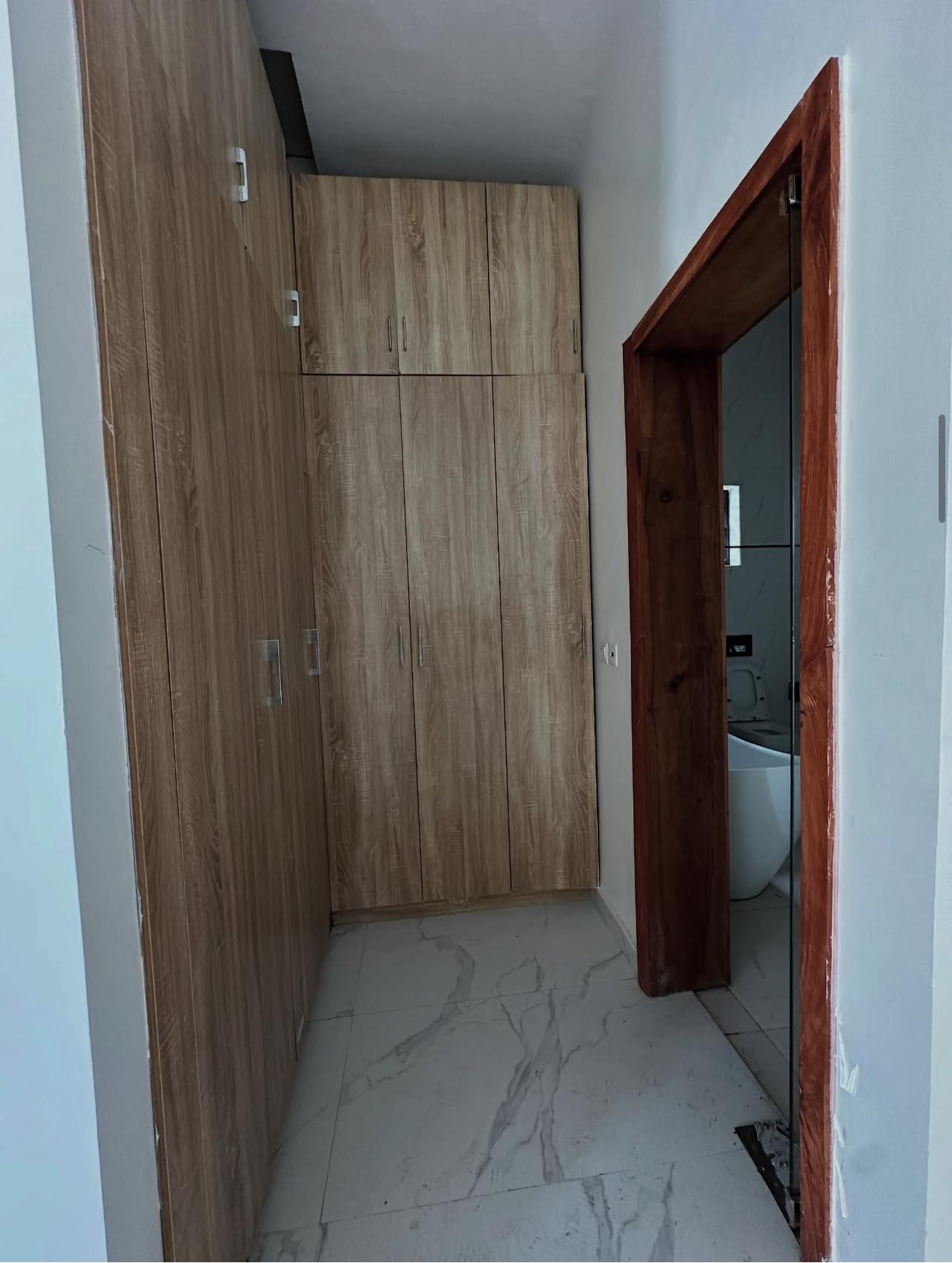 five bedroom fully detached duplex (IKATE5BDD)