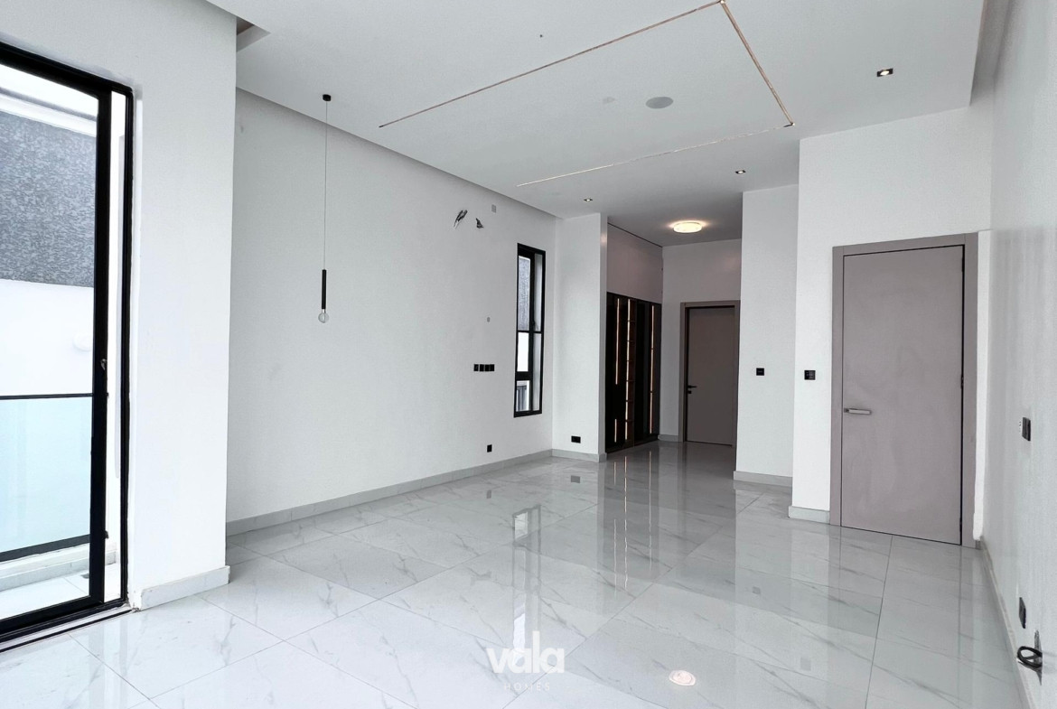 five bedroom fully detached duplex (IKOTA5BDD03)