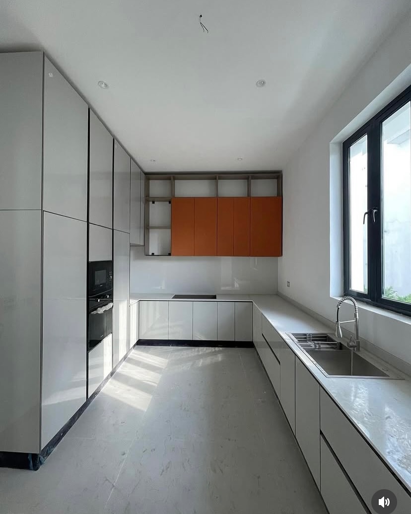 five bedroom semi detached duplex (IKATE5BSD05)
