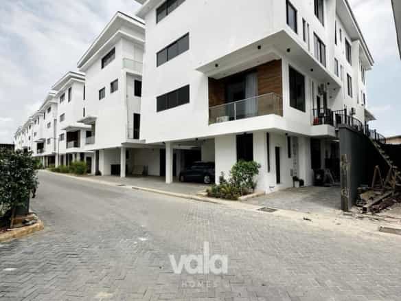 Fully serviced three bedroom apartment in a prime location (ikoyi3b02)