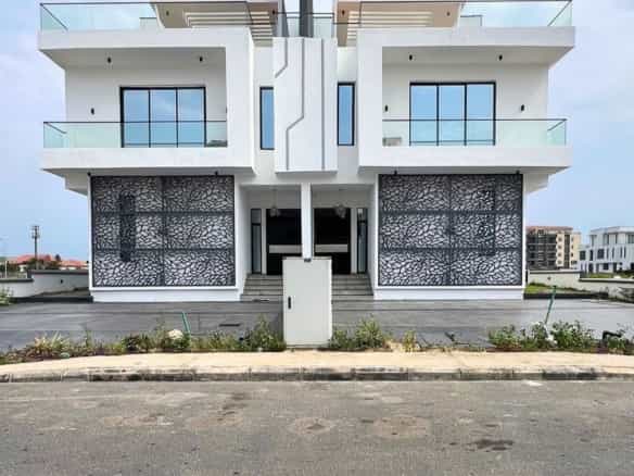 Exquisite five bedroom semi-detached duplex (ikate5bsd02)