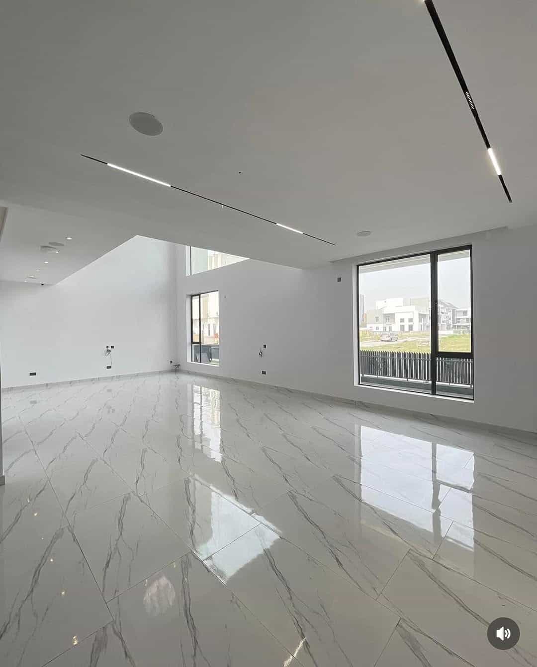molekkiajahpropertiesltd_4afb8533a6cf4d61b344826406ea199e