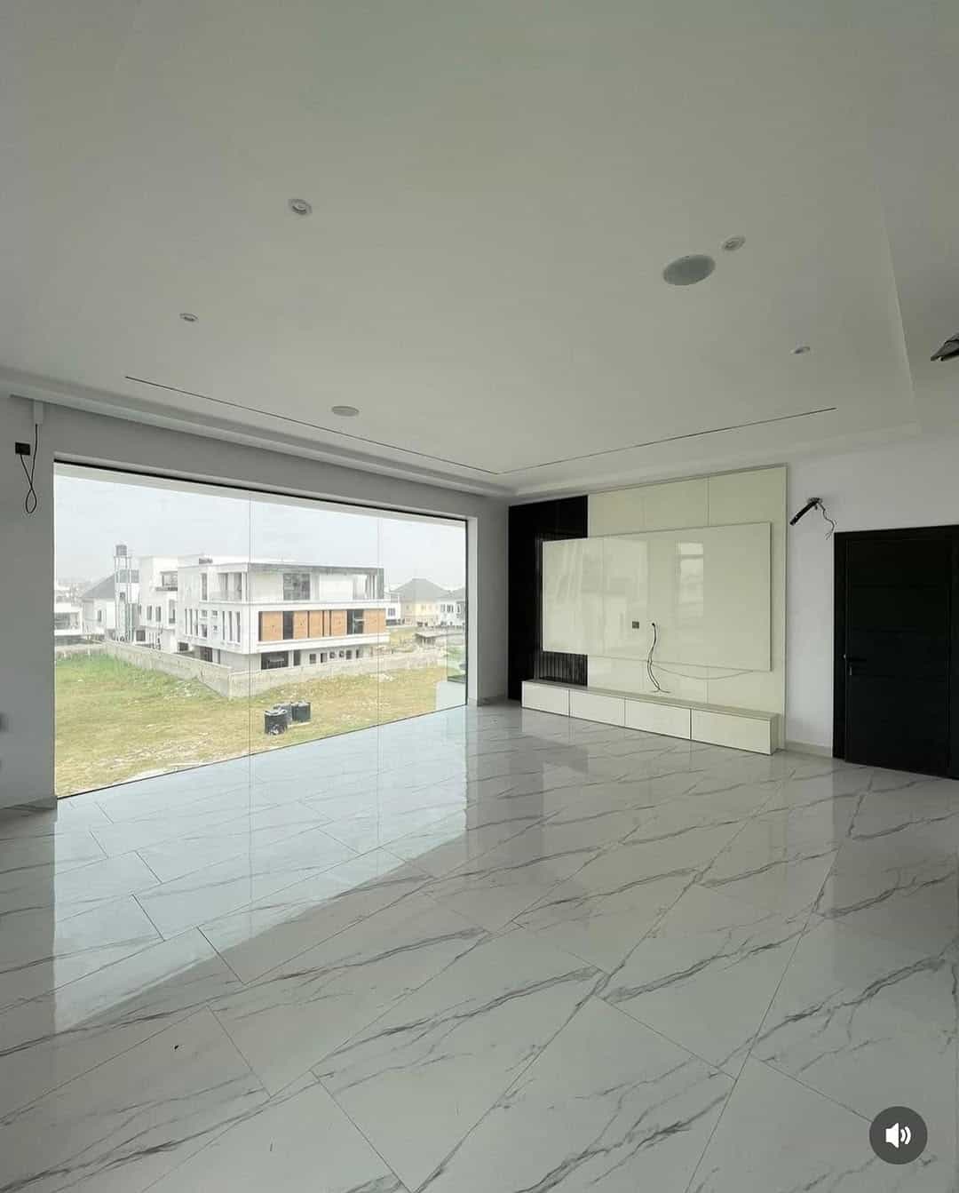 molekkiajahpropertiesltd_b89152413b9e4243854dd62b51b8bf38