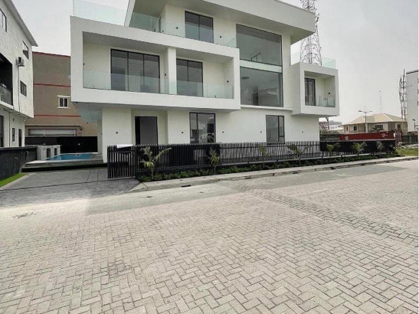 Luxury five bedroom detached duplex (ikate5bdd07)