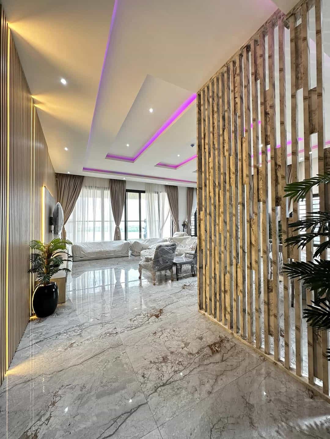 oakvine__realty_39992d70e5ec4b2888a885ec82d77a4b
