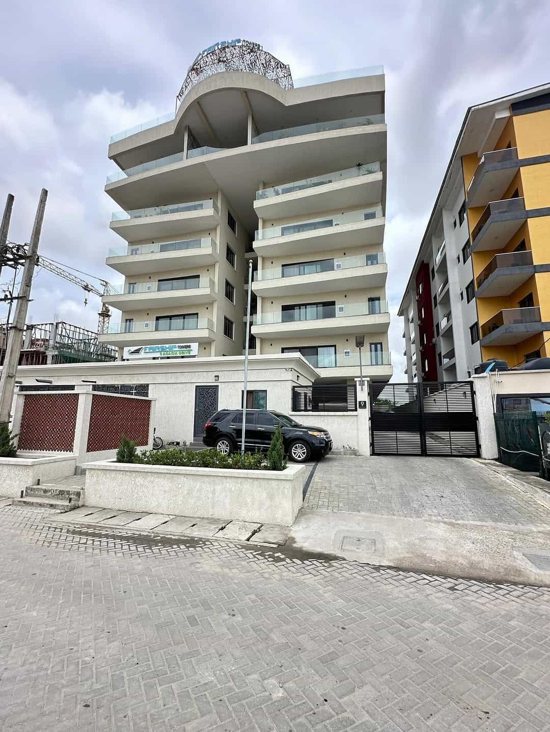 oakvine__realty_bc993ee478b94dc2b06c23cd08e2dcd8