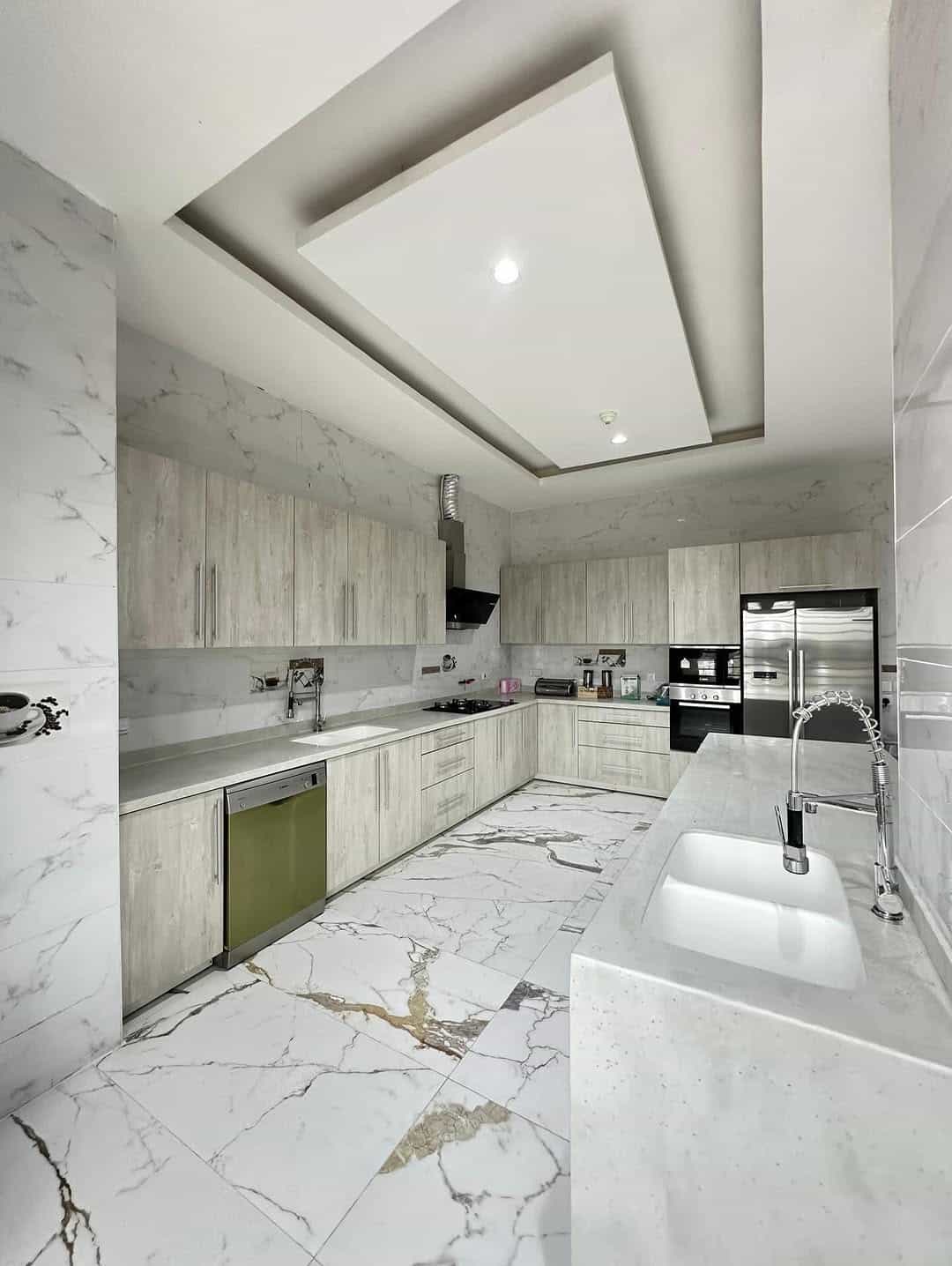oakvine__realty_fccd68b7075f479b82e1d29254a78f16