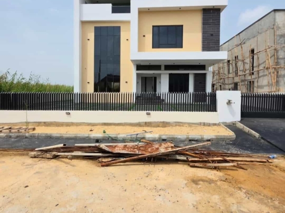 Six bedroom fully detached duplex (chevron6bdd01)