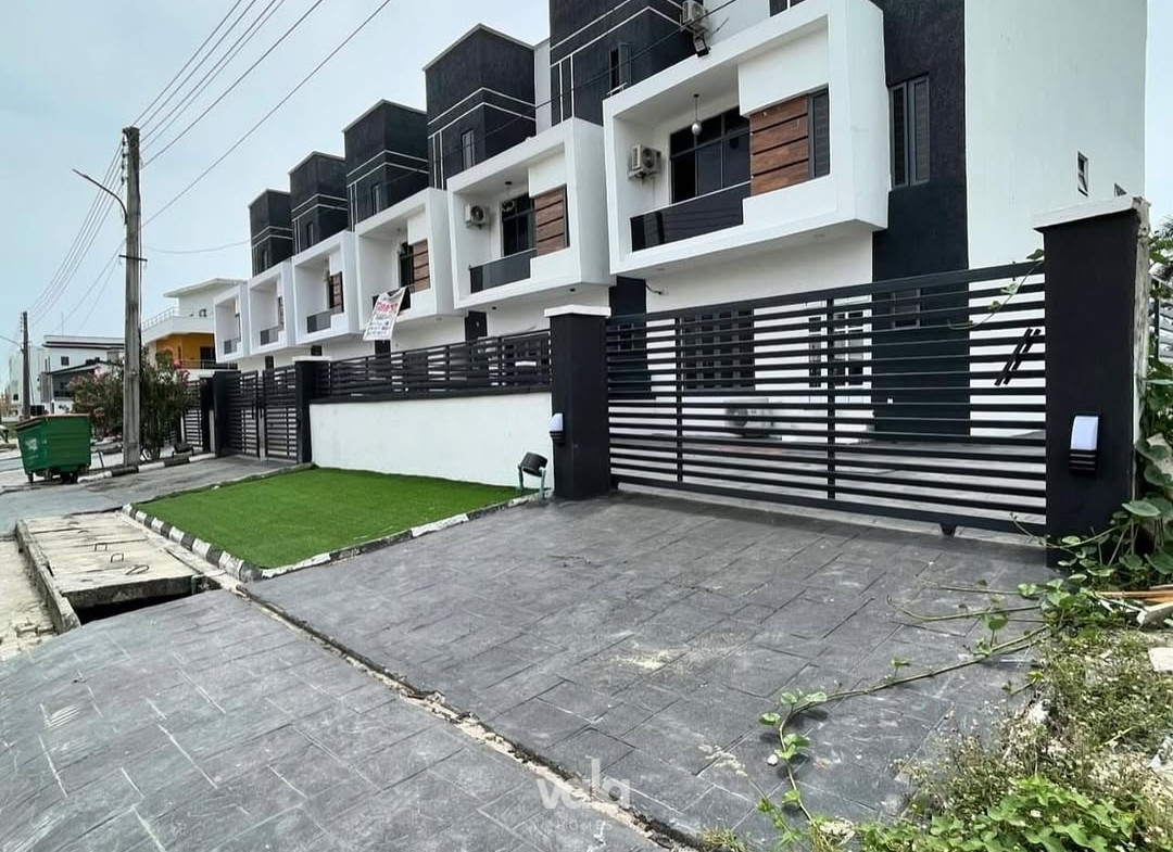 Six bedroom terraced duplex (Orchid6btd01)