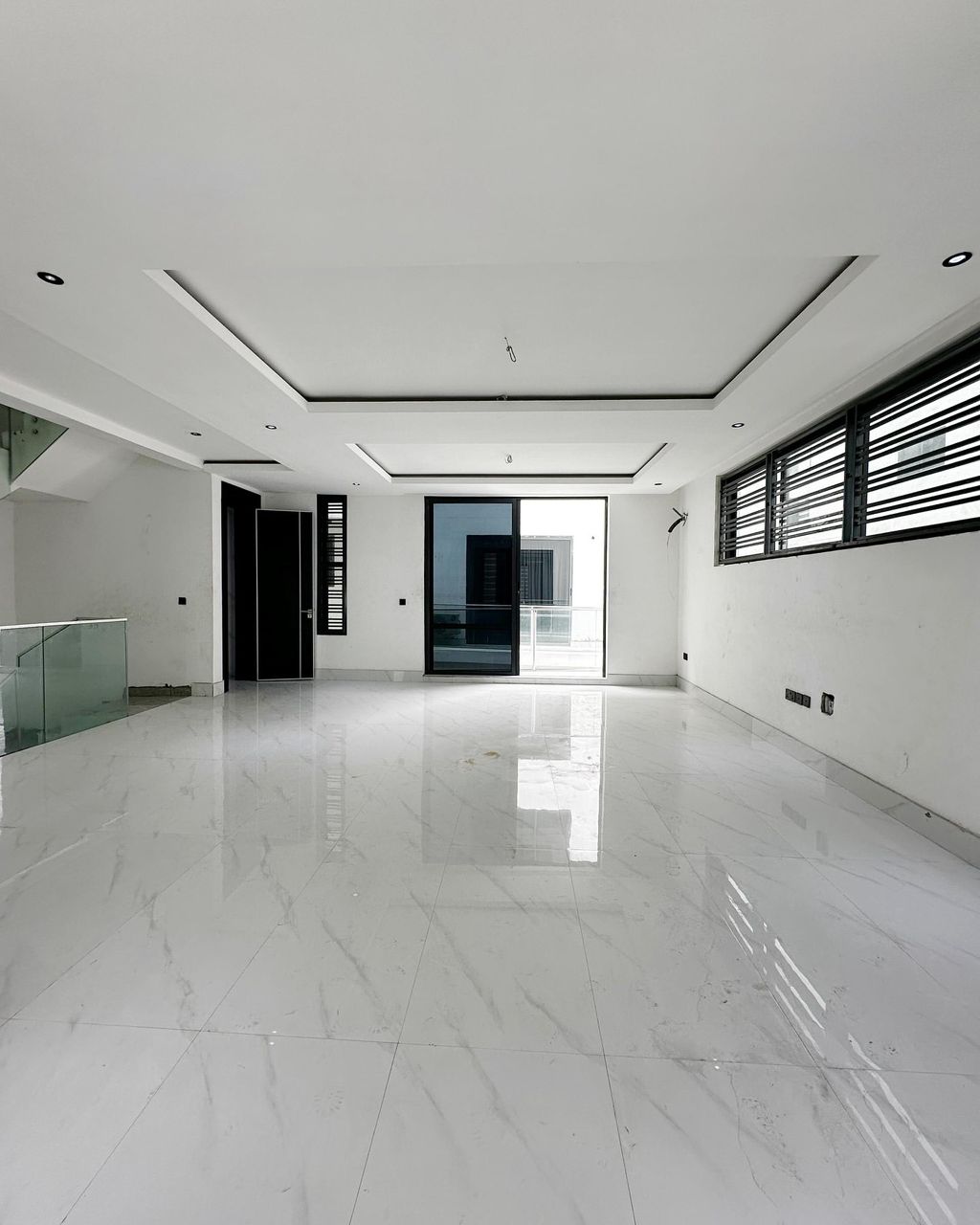 two bedroom apartment (IKOYI2B)