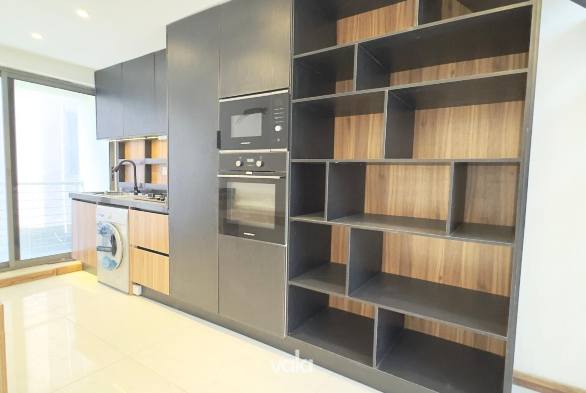 two bedroom maisonette (IKATE2B13)