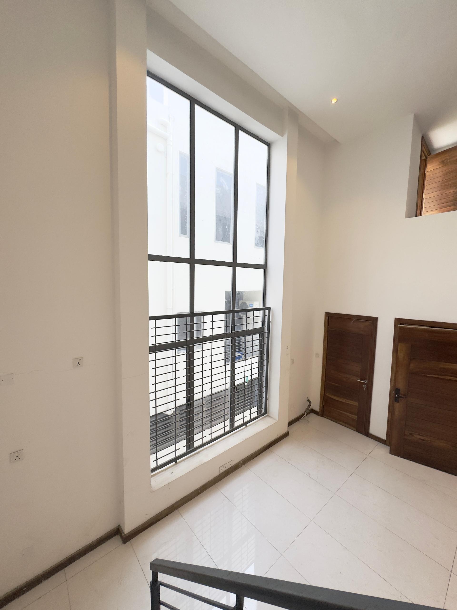 two bedroom maisonette (IKATE2B13)