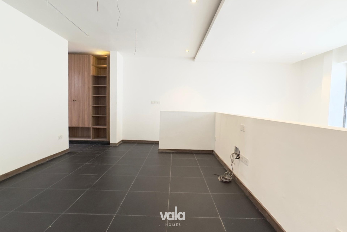 two bedroom maisonette (IKATE2B13)