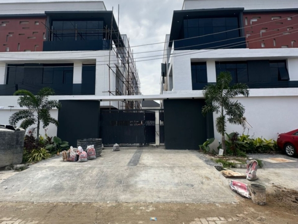 Four bedroom terraced duplex (lekki14btd01)