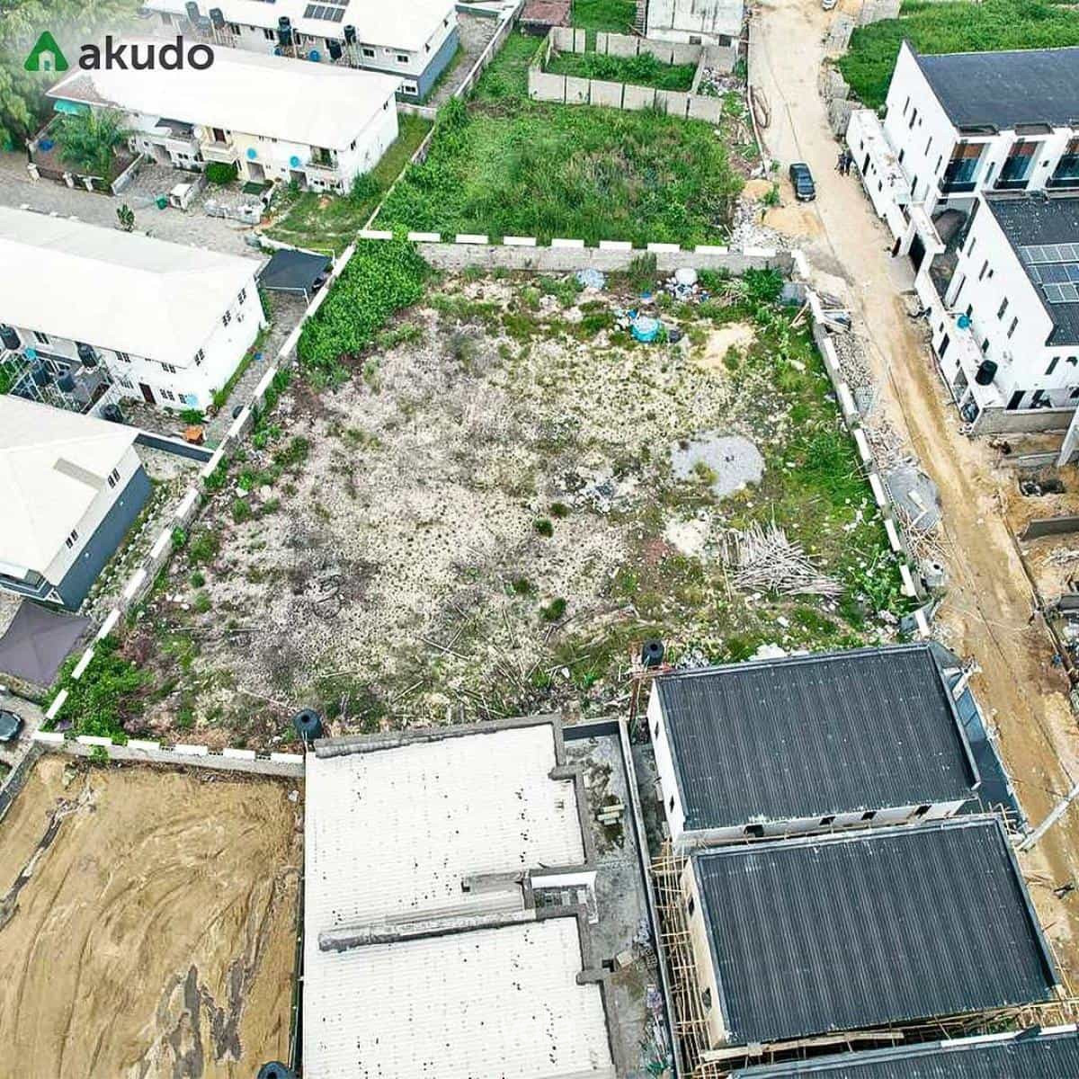 1,800 Square Meters Residential Land (01IkotaLand) 1,800 Square Meters Residential Land (01IkotaLand)