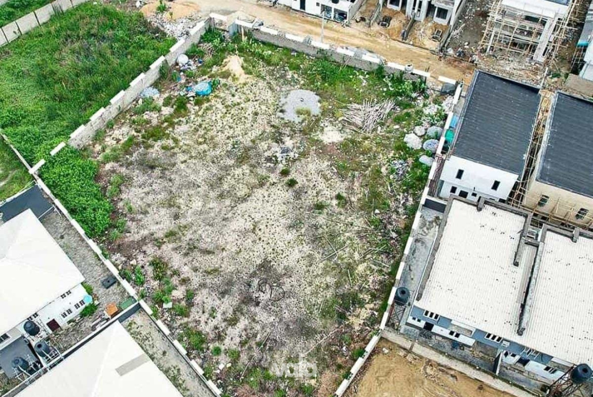 1,800 Square Meters Residential Land (01IkotaLand)