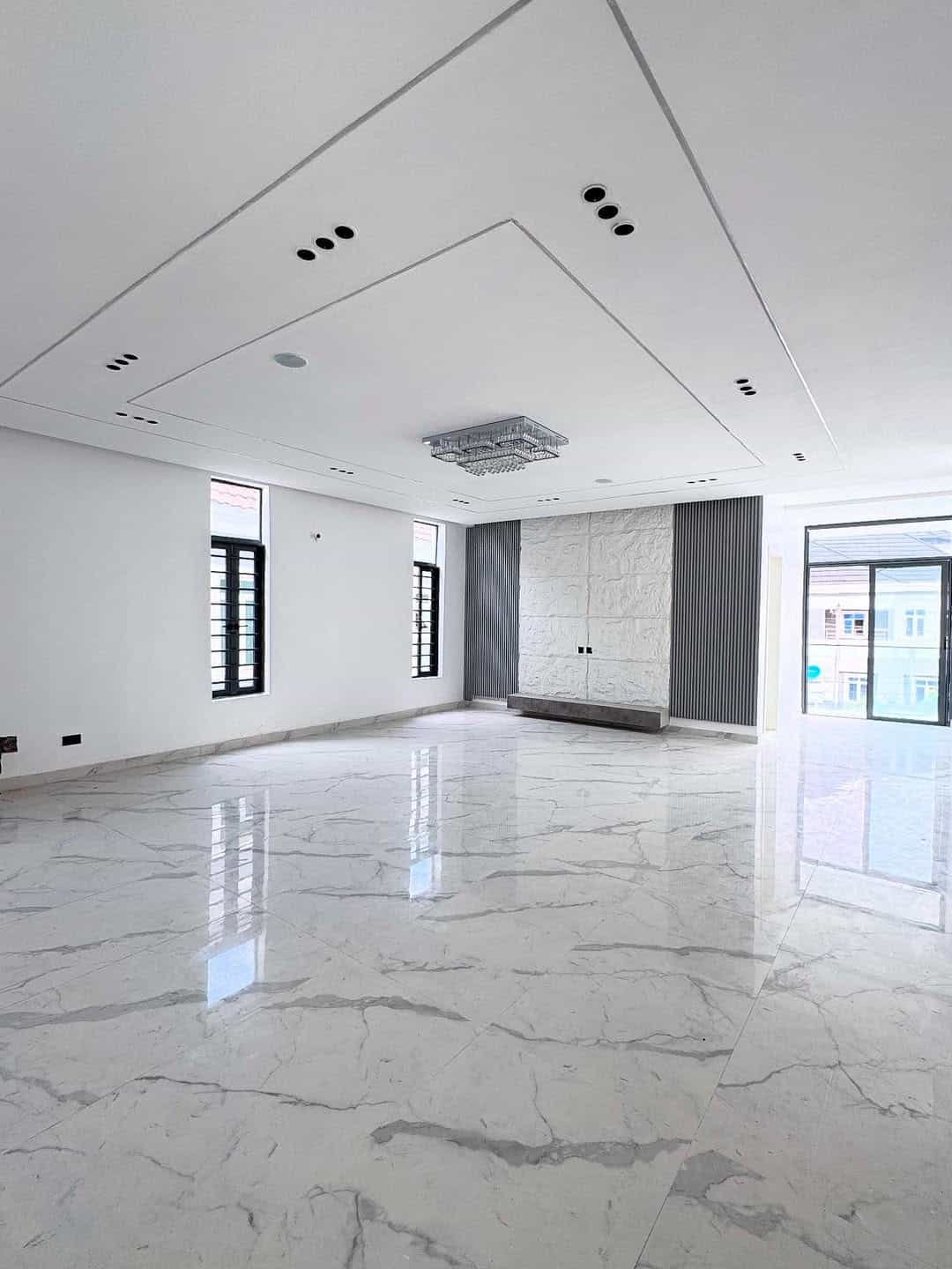 Contemporary five bedroom fully detached duplex (CHEVRON5BDD18) Contemporary five bedroom fully detached duplex (CHEVRON5BDD18)