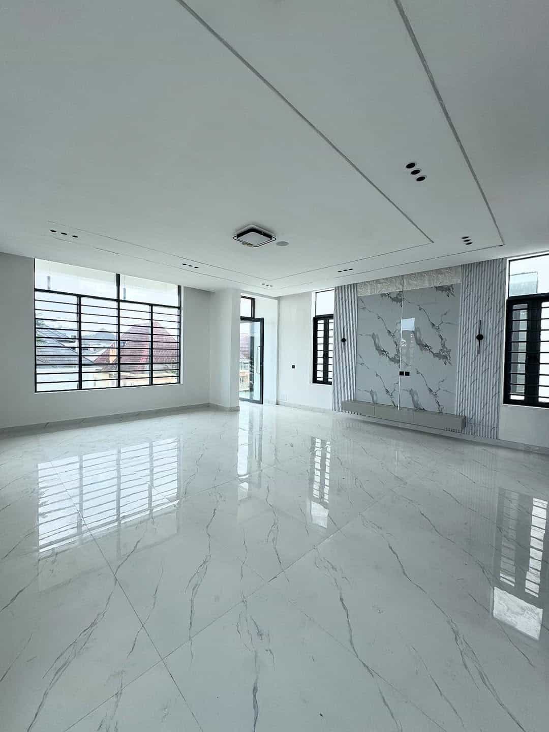 Contemporary five bedroom fully detached duplex (CHEVRON5BDD18) Contemporary five bedroom fully detached duplex (CHEVRON5BDD18)