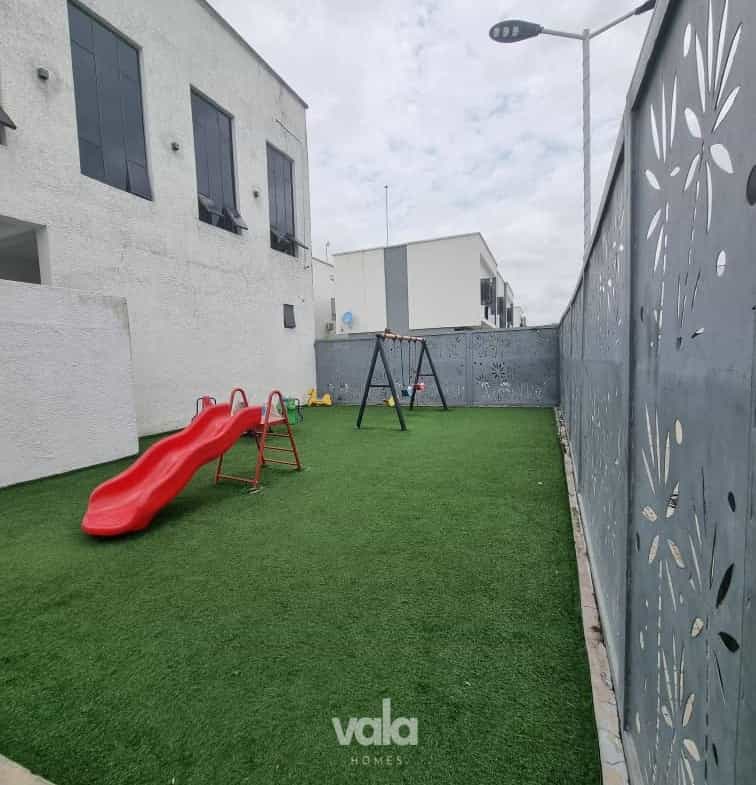 Elegant two bedroom terrace duplex (AJAH2BTD02)