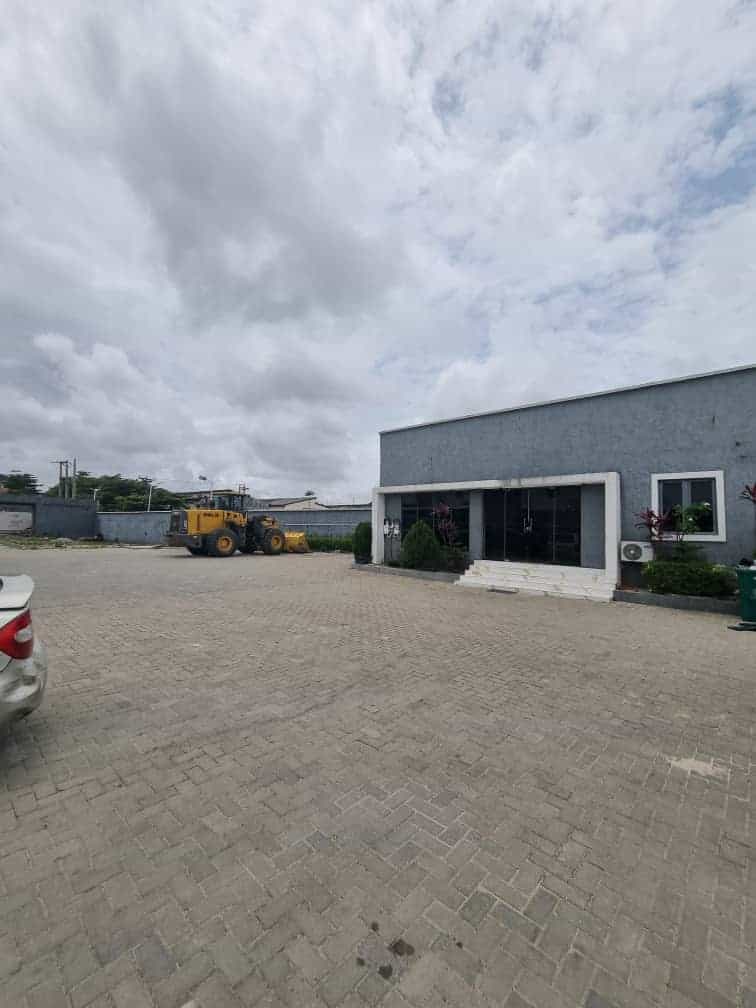 Elegant two bedroom terrace duplex (AJAH2BTD02) Elegant two bedroom terrace duplex (AJAH2BTD02)