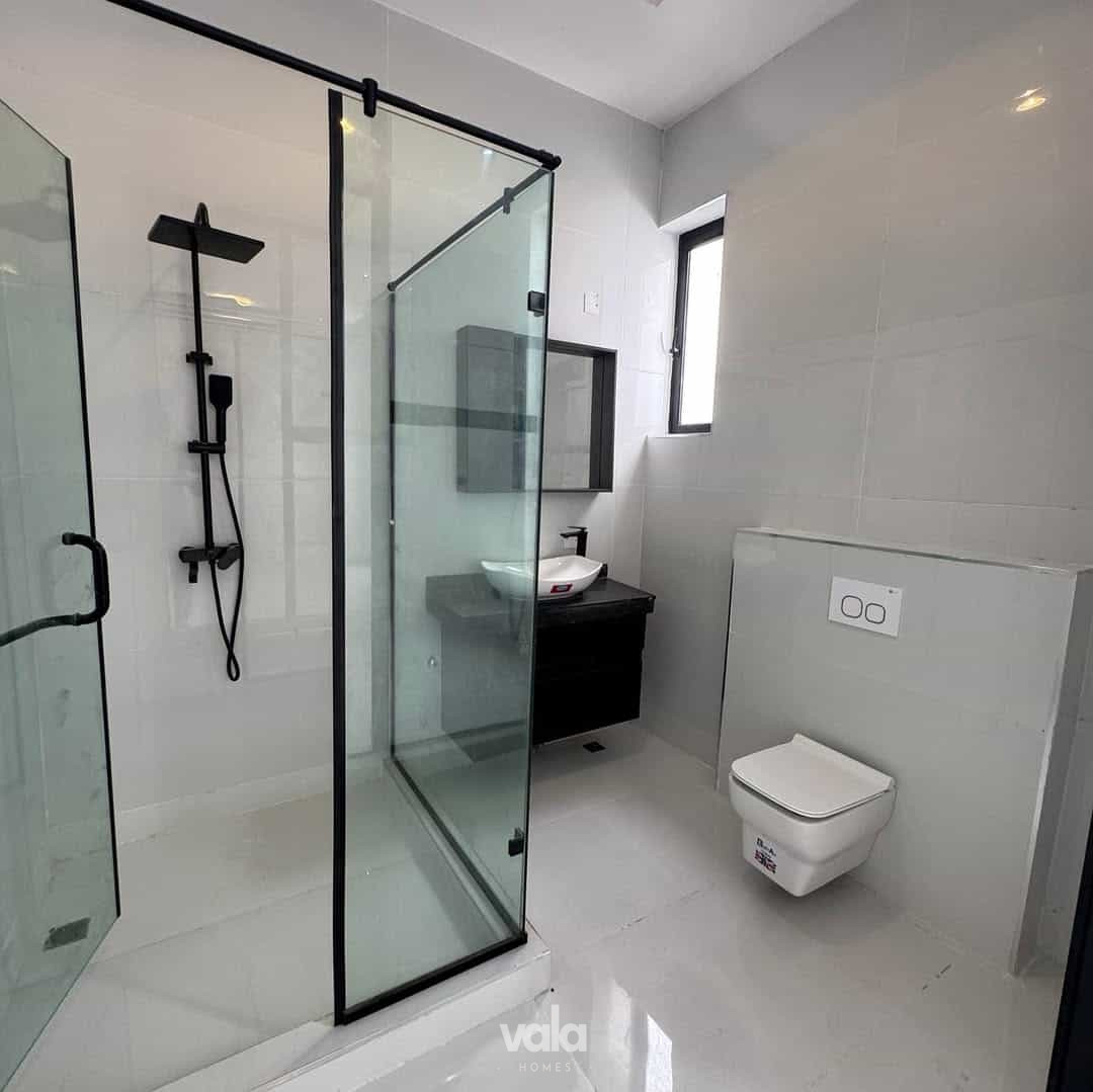 Five bedroom detached duplex (215Ajah5bdd) Five bedroom detached duplex (215Ajah5bdd)