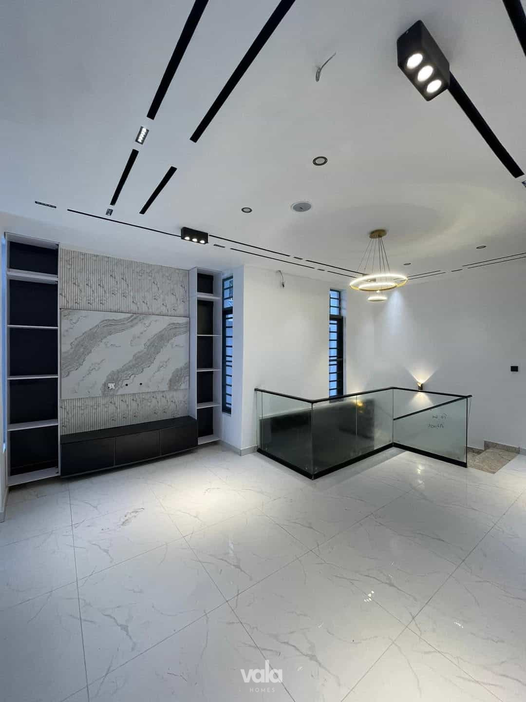 Five bedroom detached duplex (218Megamd5bdd)