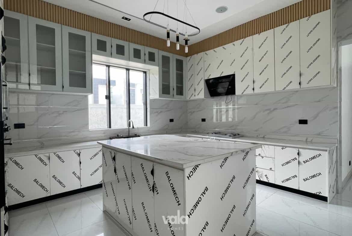 five bedroom fully detached duplex  (CHEVRON5BDD20)